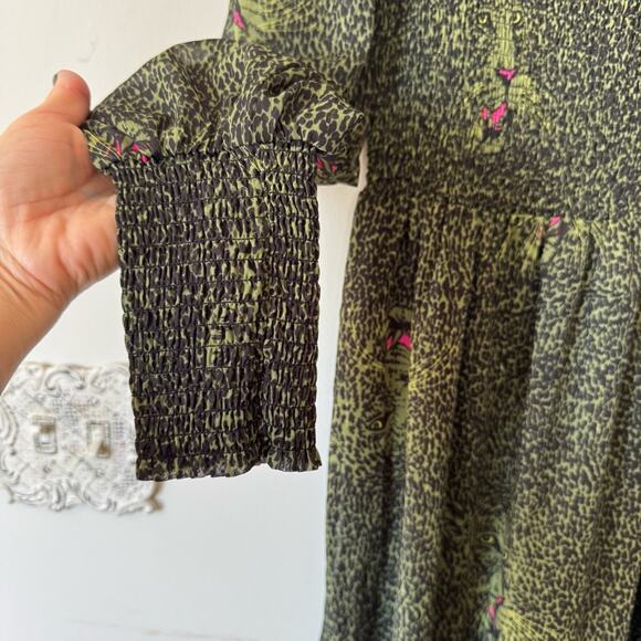 Betsy Johnson Green and Black Leopard animal Print Smocked Tiered Midi Dress S - Picture 7 of 12